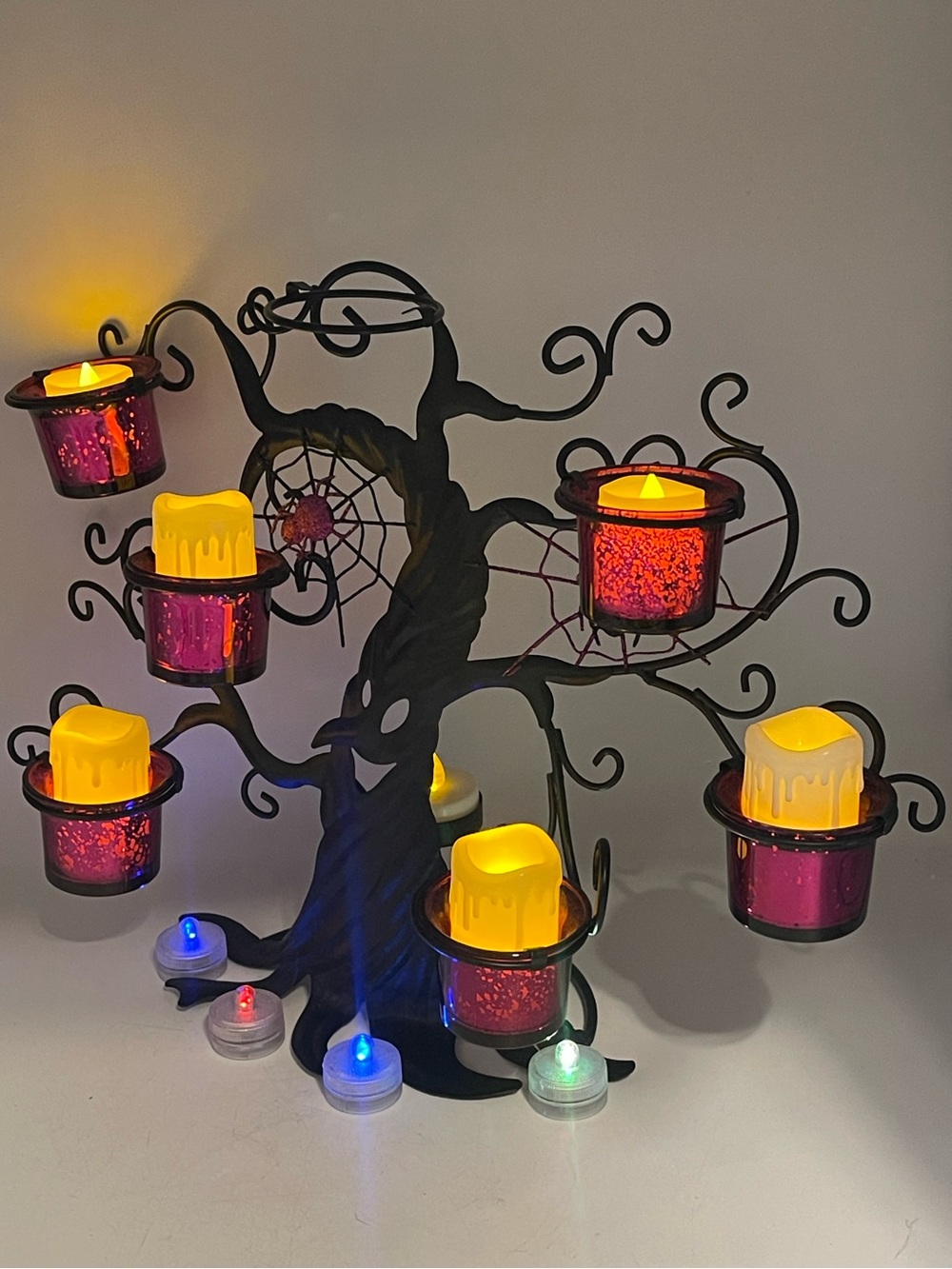 VTG Halloween Spooky Metal Tree w/ Purple Glass Votive Tealight Candle Holders